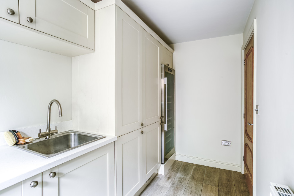 Staged to Sell - Part Furnished - Project Dovestone Gardens