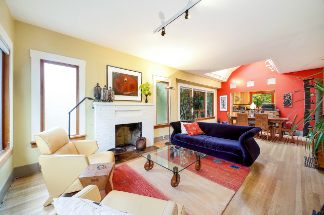 Classic Wallingford Craftsman arts-and-crafts-living-room