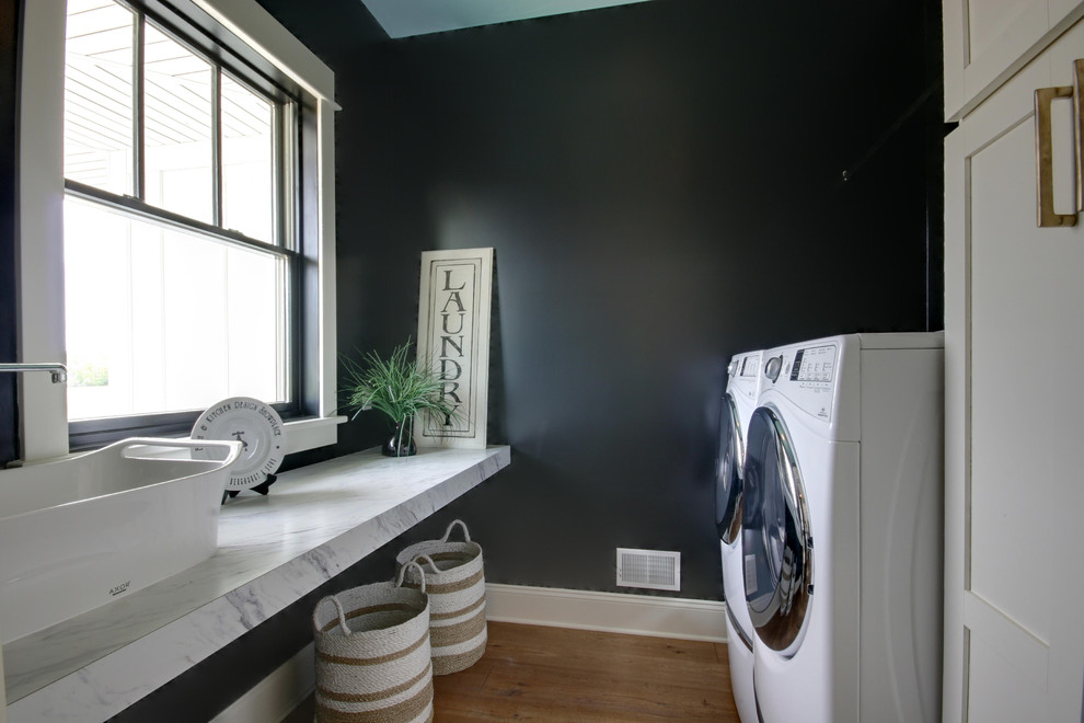 Design ideas for a country laundry room in Grand Rapids.