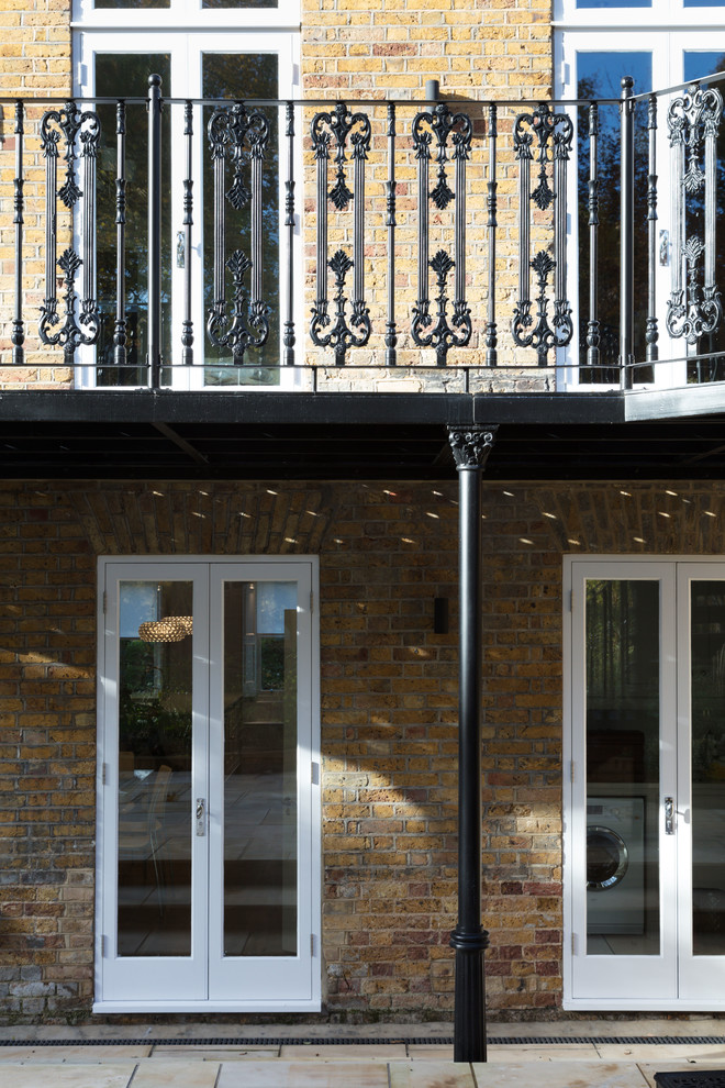 Photo of a medium sized traditional balcony in London.