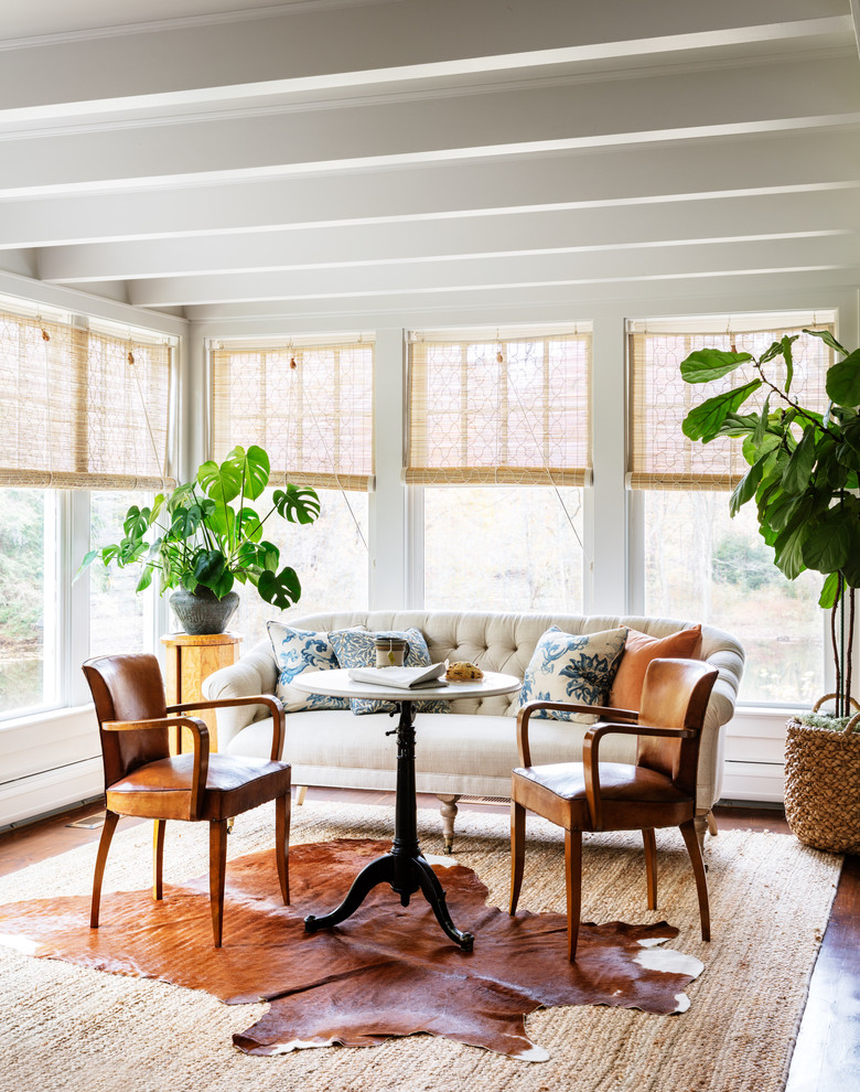 Design ideas for a traditional sunroom in New York with a standard ceiling.
