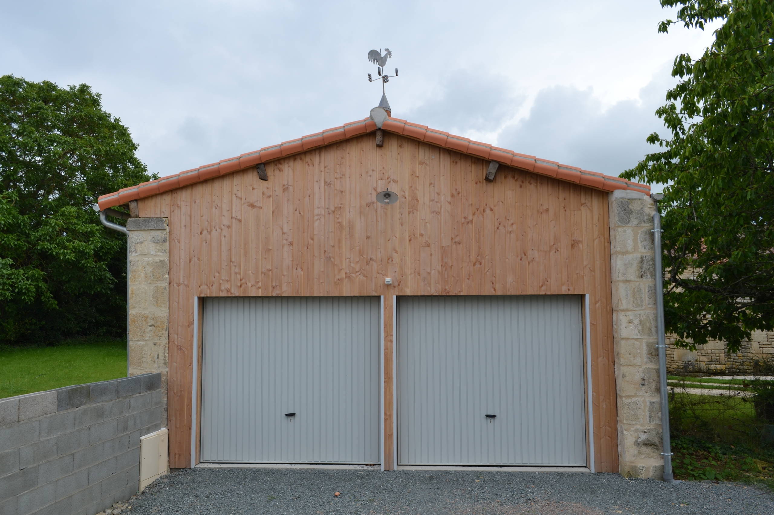 Transformation d'une grange en garage près de Niort.