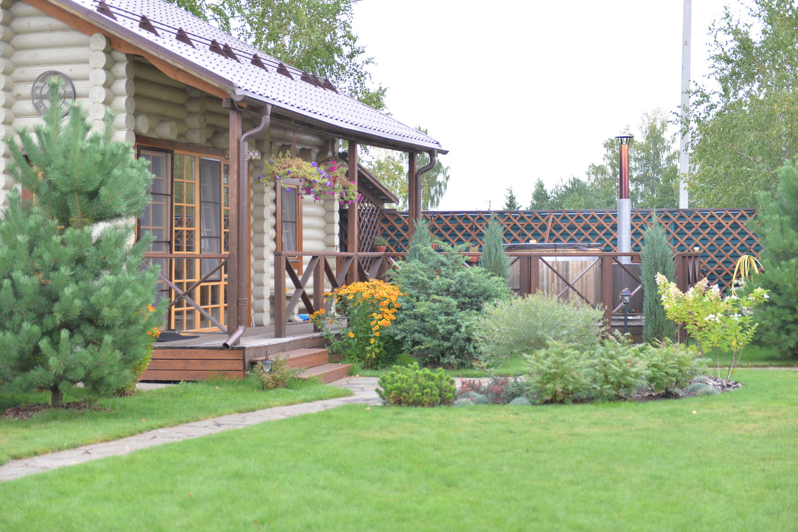 Небольшой уютный участок