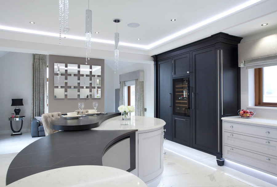 Luxury Painted and Ebony Kitchen - Contemporary - Kitchen ...