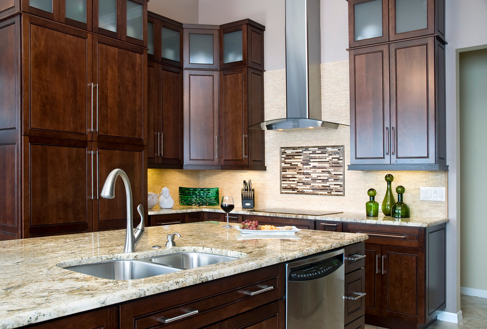 Design ideas for a traditional kitchen in San Diego with granite benchtops and stainless steel appliances.