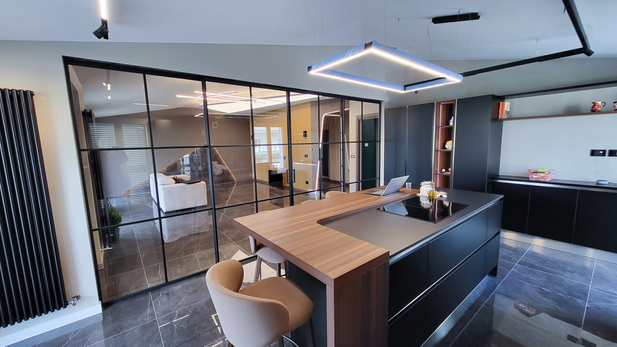 Ristrutturazione attico a Caserta: interior design contemporaneo su misura
