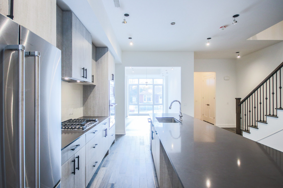Kitchen - kitchen idea in Toronto