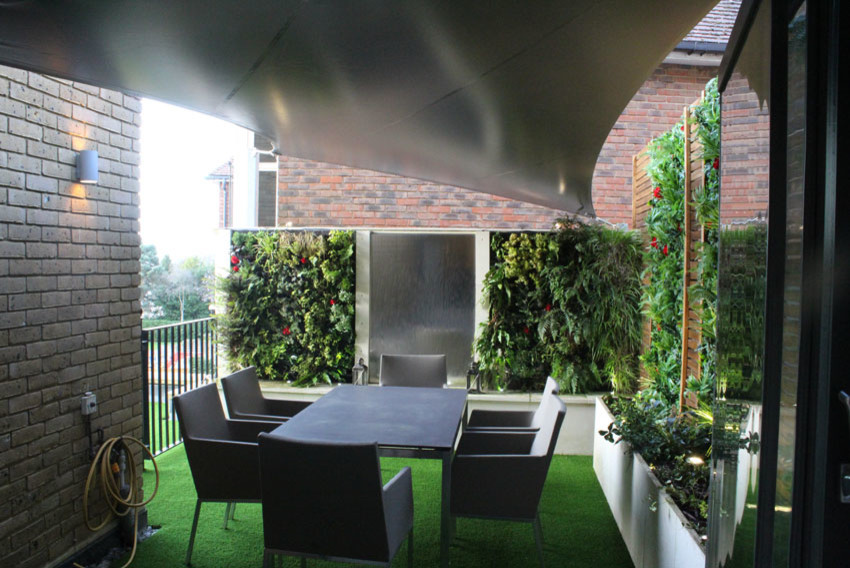 Photo of a small contemporary deck in Kent.