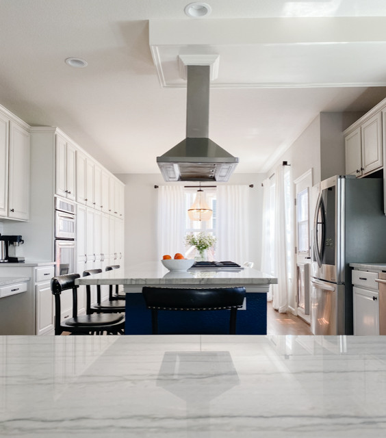 Trzesniak Cuisine | Highlands Ranch, CO | Traditional Living & Kitchen Space