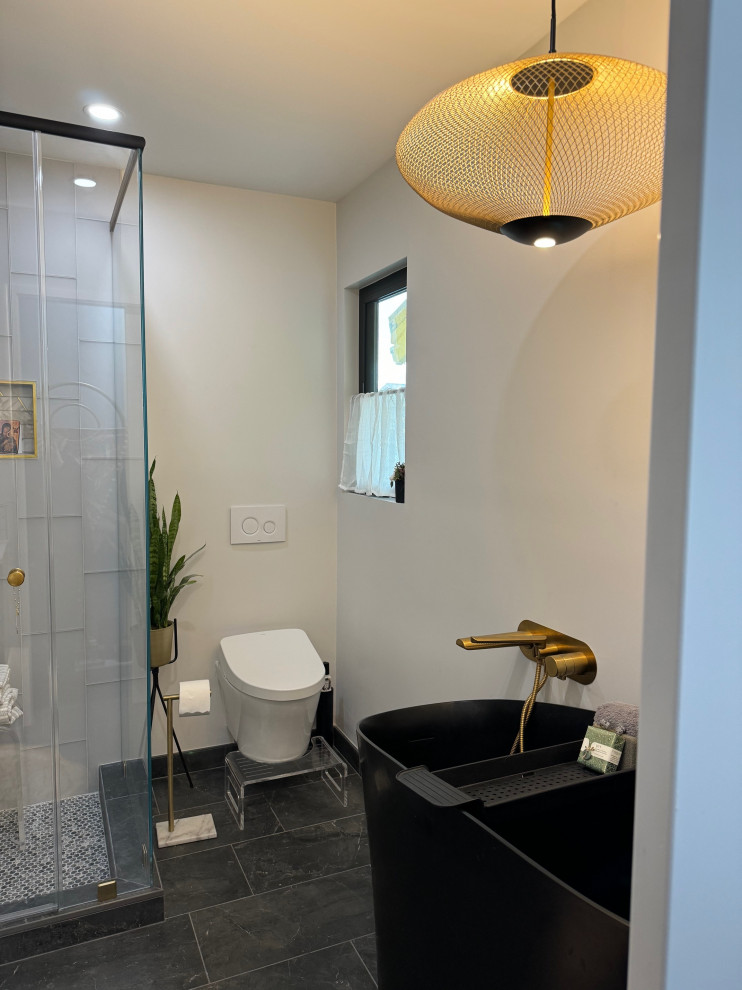 Calming Master Bathroom in Alameda