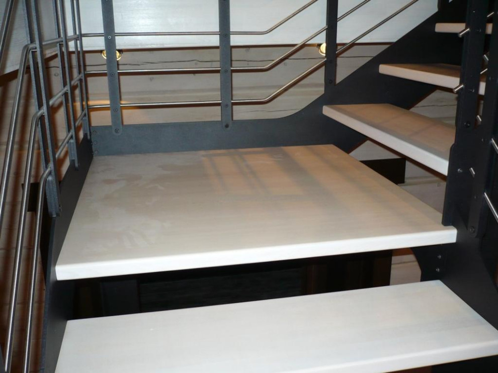 Laser Wood - Лестница с итальянским ограждением (2018)