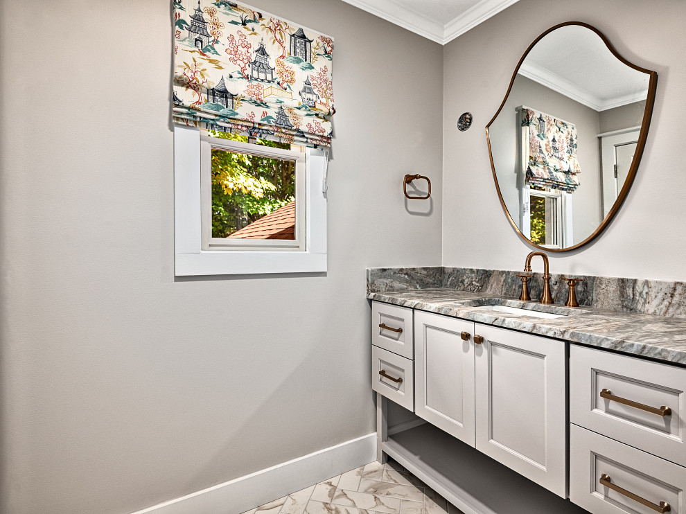 Home design - transitional home design idea