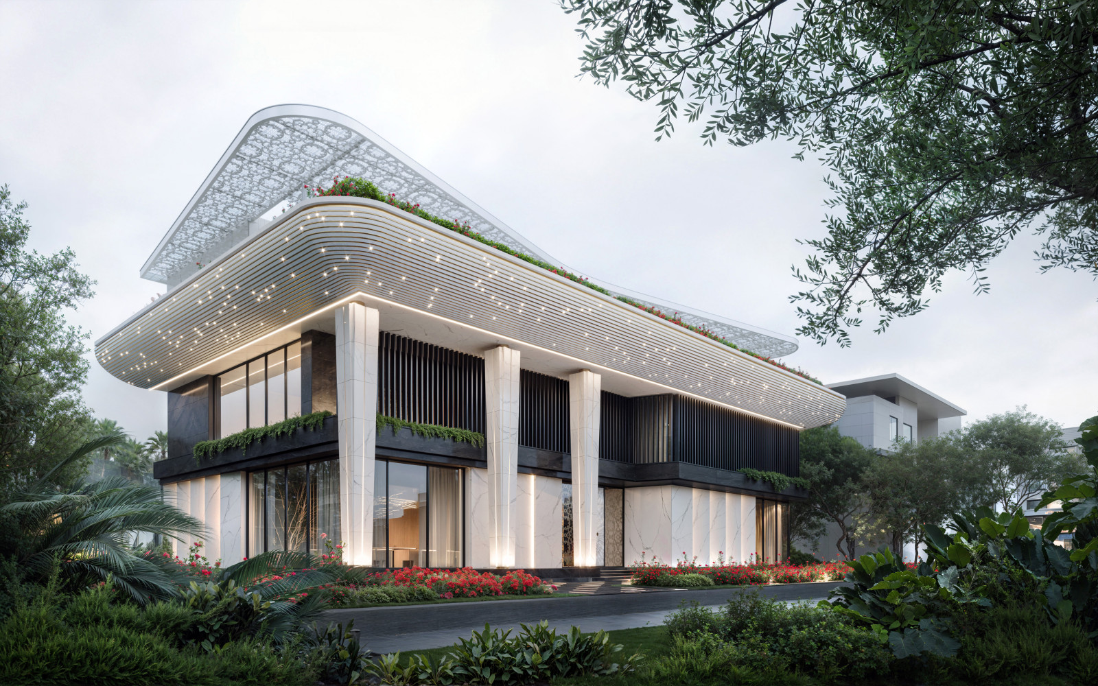 Вокруг дома богатый ландшафт