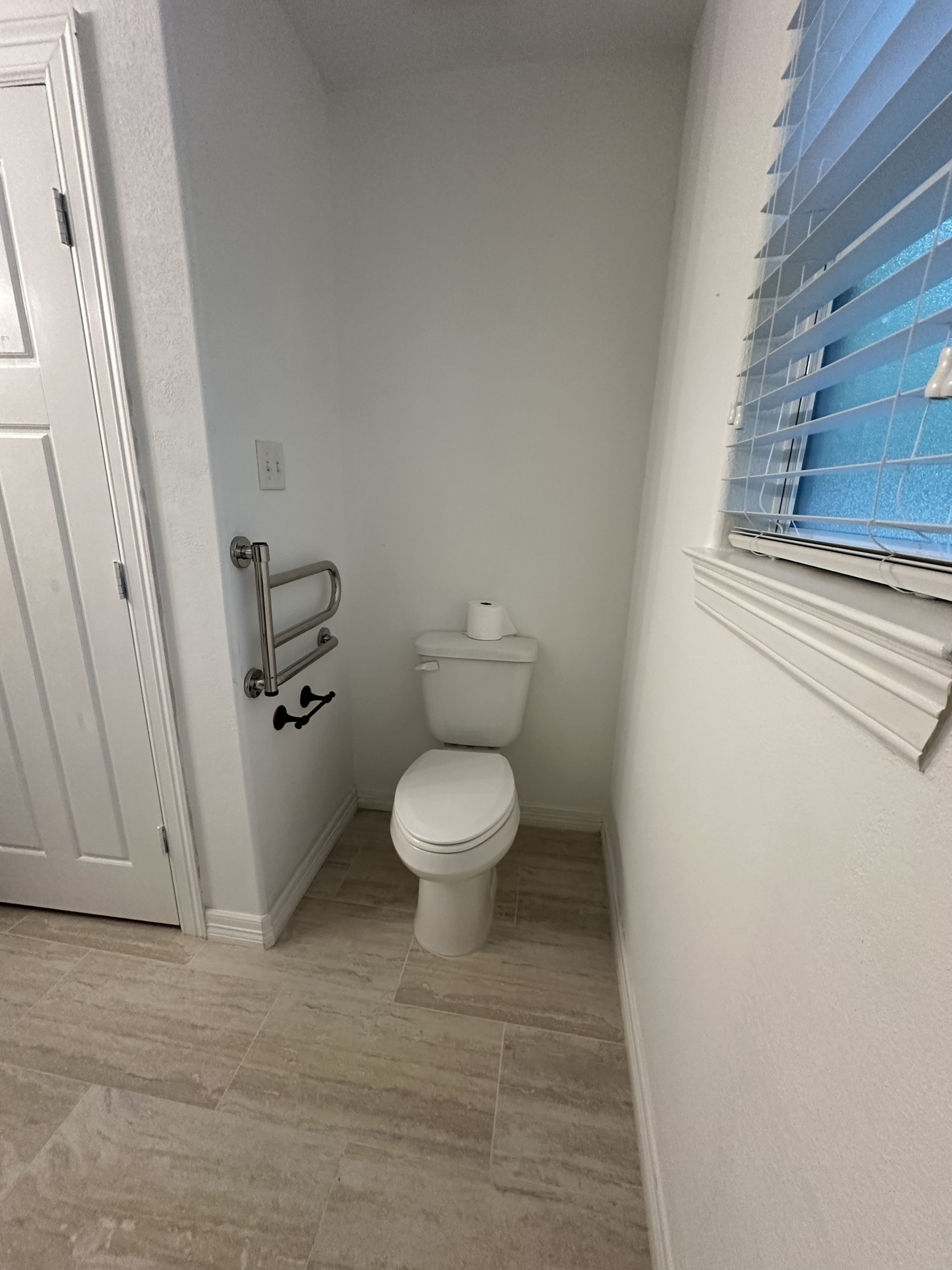 ADA / Wheelchair-Accessible Master Bathroom Remodel in Houston, TX