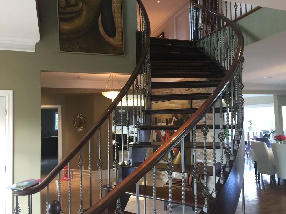 Hawkesbury Waterfront Entry