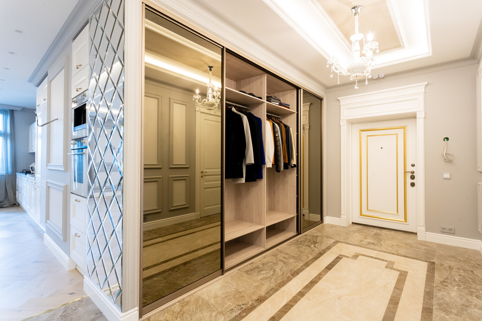 Шкаф raumplus в прихожую