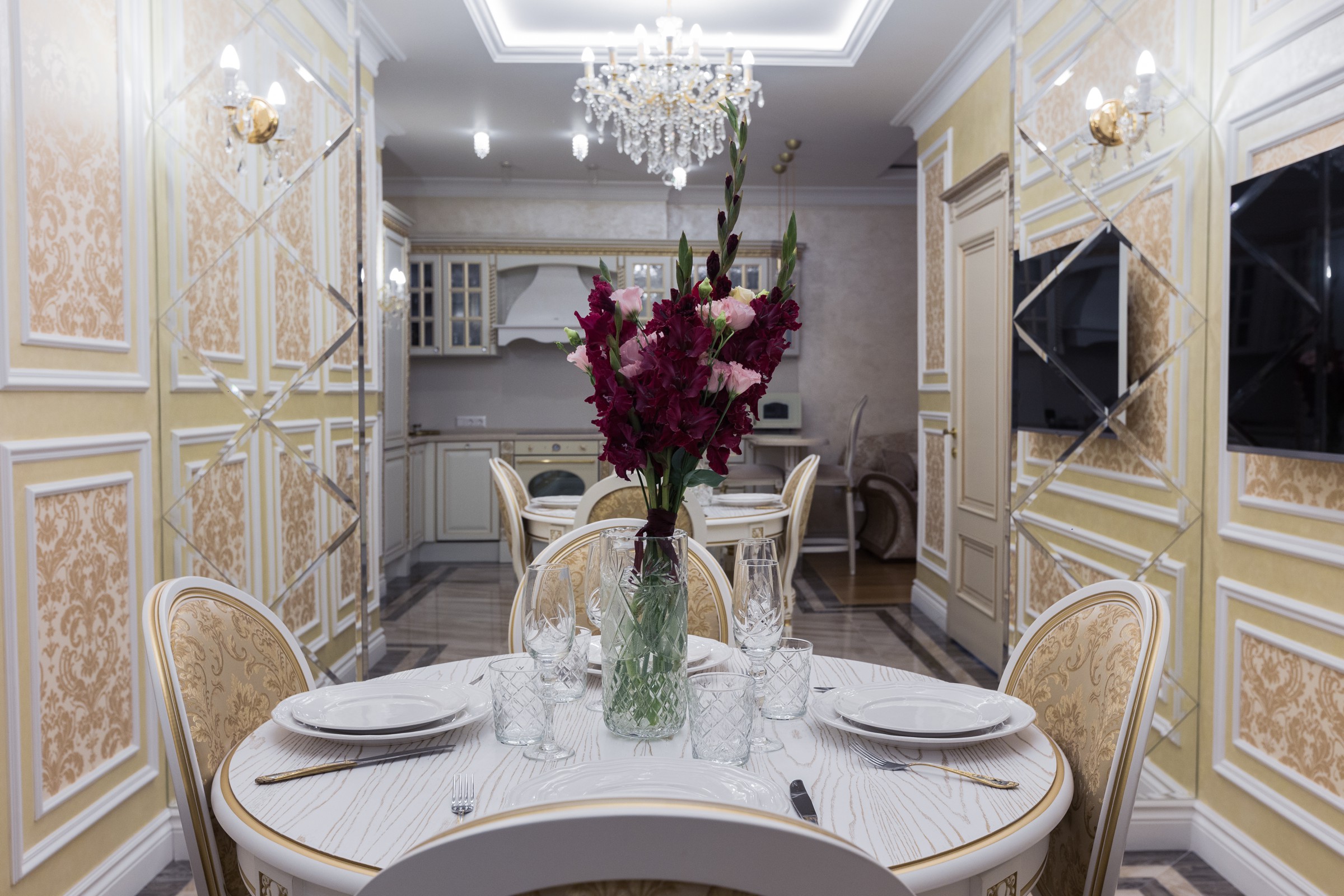 Золотая шкатулка