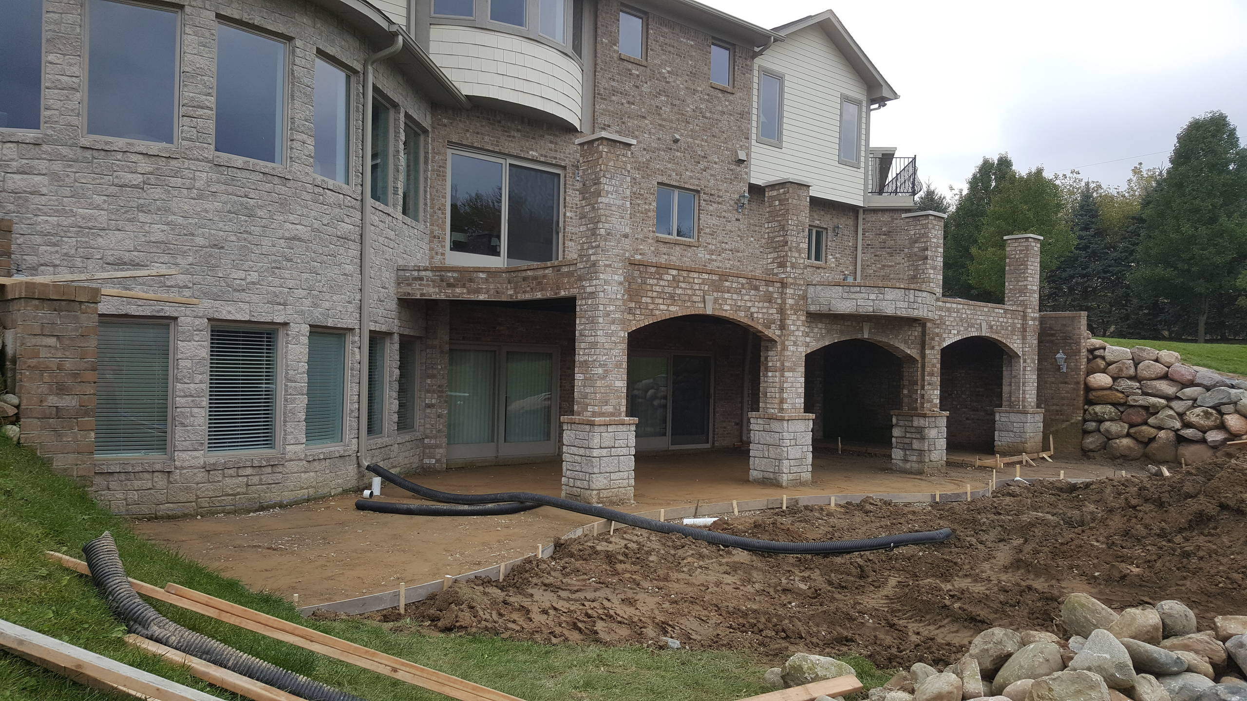 Custom Steel-Cement Raised Deck