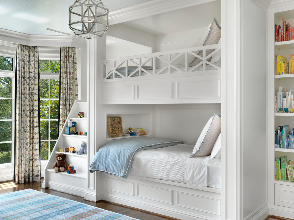 Chalet De Sept-Bunk Room - Alise O'Brien