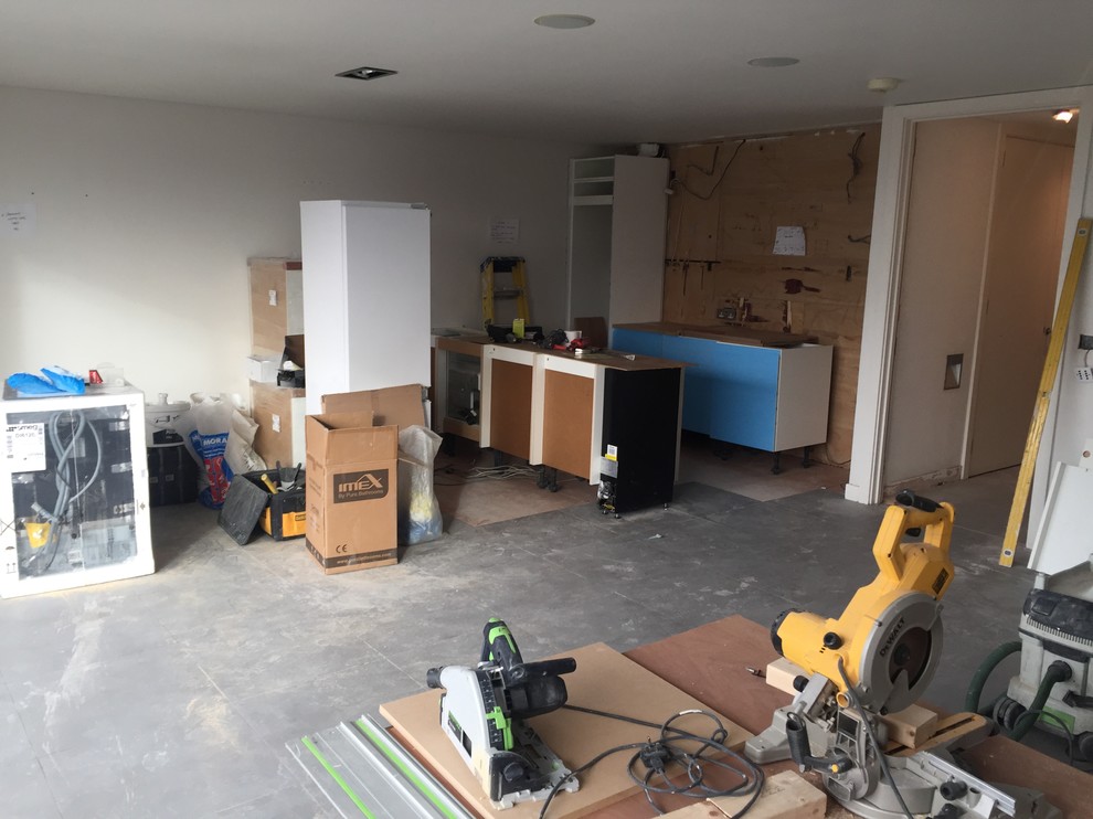 The ideal distance between a kitchen island and worktops Houzz UK