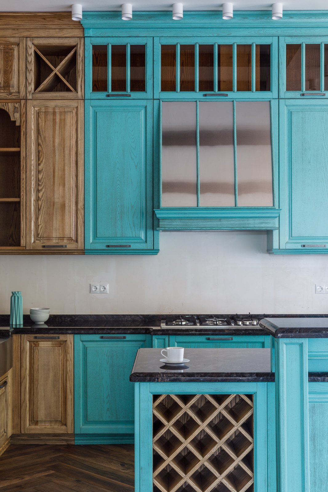 Кухня в бирюзовых оттенках