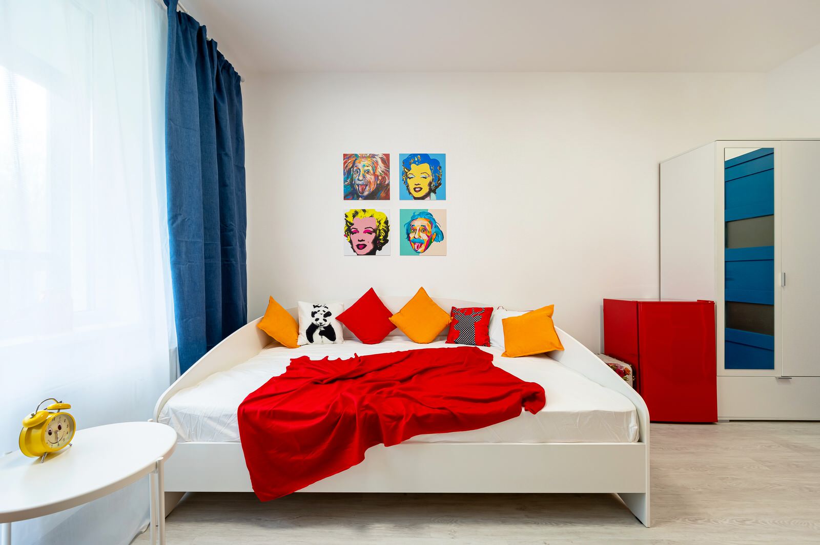 Апартаменты/студия в стиле POP арт