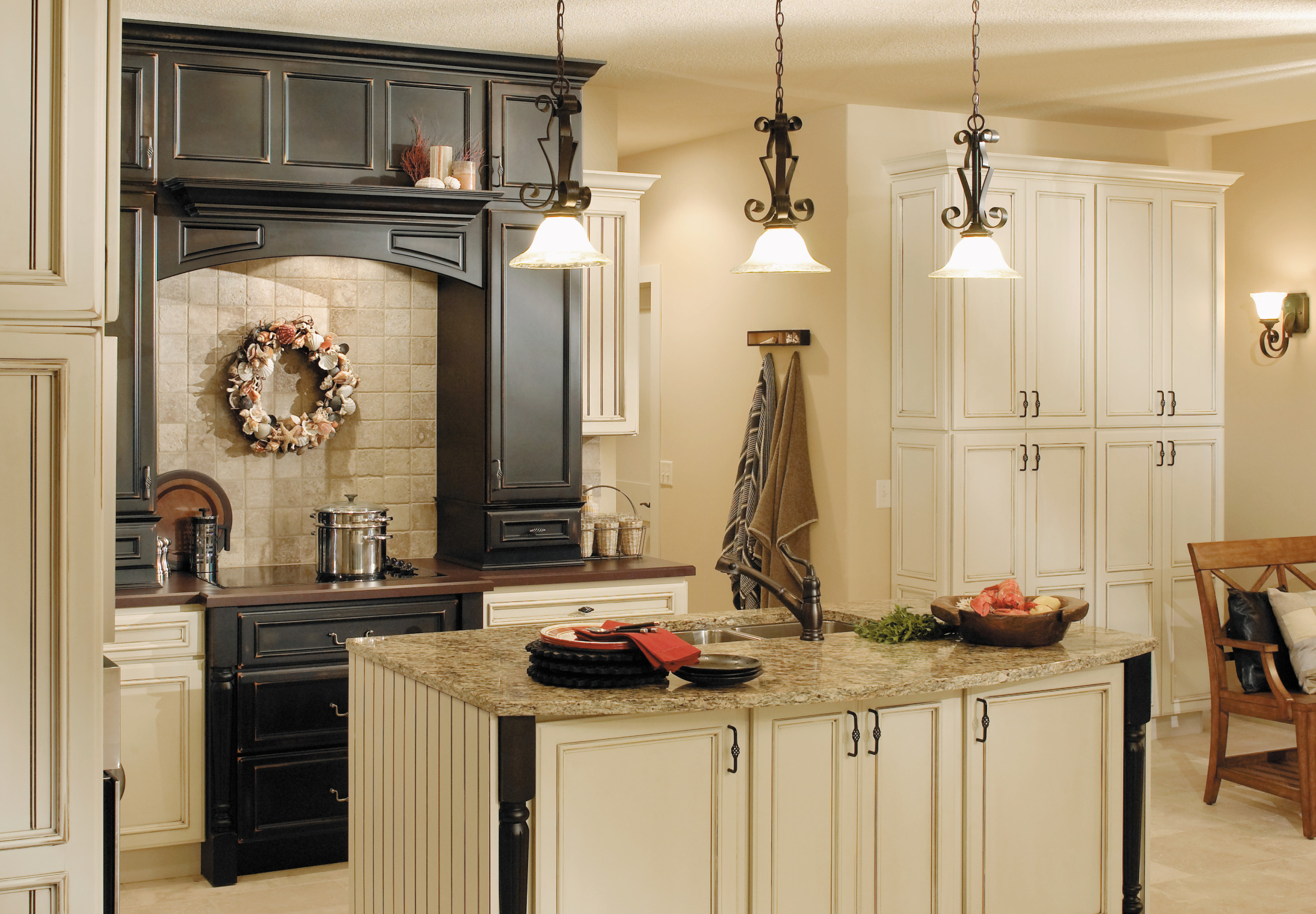 Fieldstone Kitchen CabinetsCall 952.564.9118 or Visit Us at 2100 W 98thSt 55431