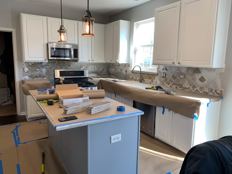 Kitchen - modern kitchen idea