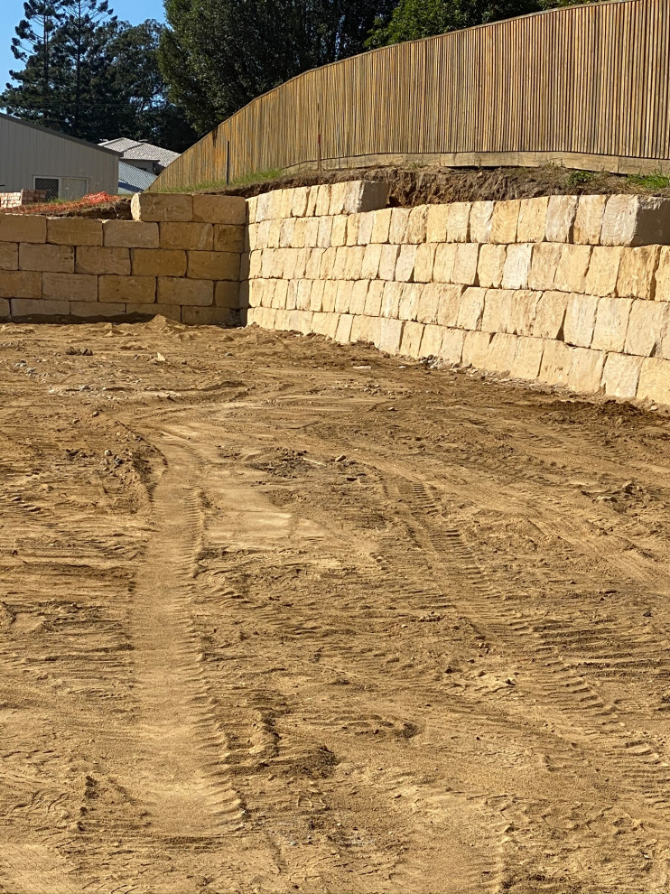 Rock Walls By Listonia