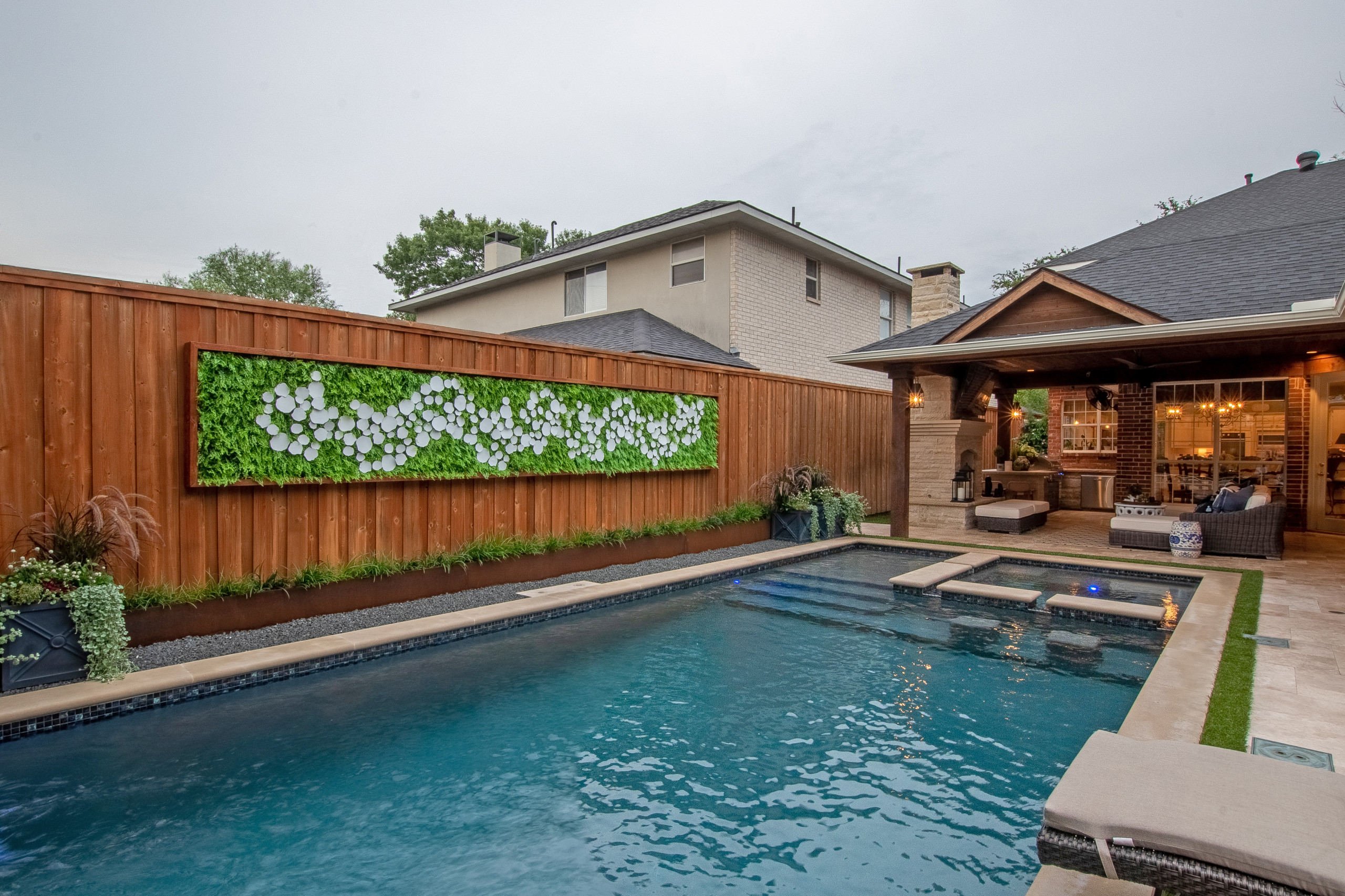 LAKE HIGHLANDS POOL GARDEN