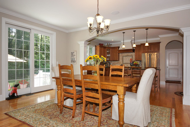 Landham Kitchen classico-sala-da-pranzo