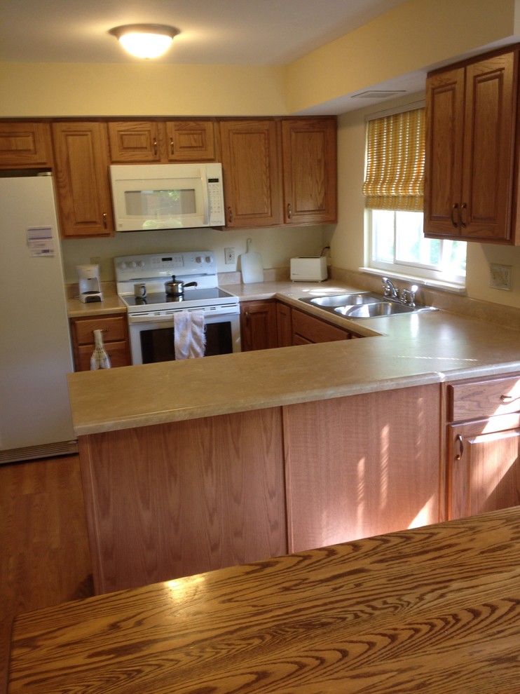 Kitchen - kitchen idea in St Louis