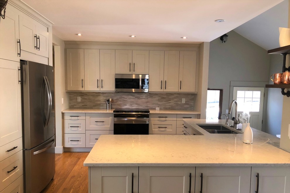 Glenmore Caesarstone Bianco Drift Quartz Transitional Vancouver by RevitaStone Granite