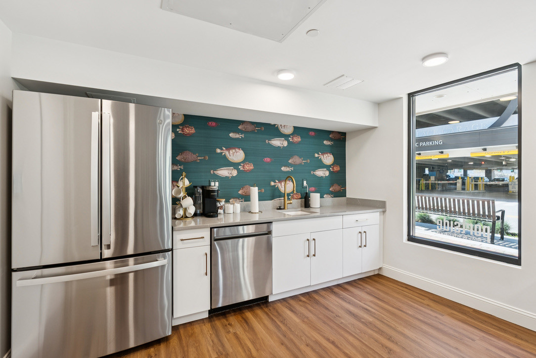 Coastal Contemporary Office