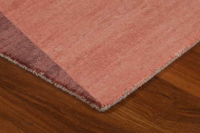 Pink Pyramid Mid-Century Geometric Area Rug, 5'6"x8'6"