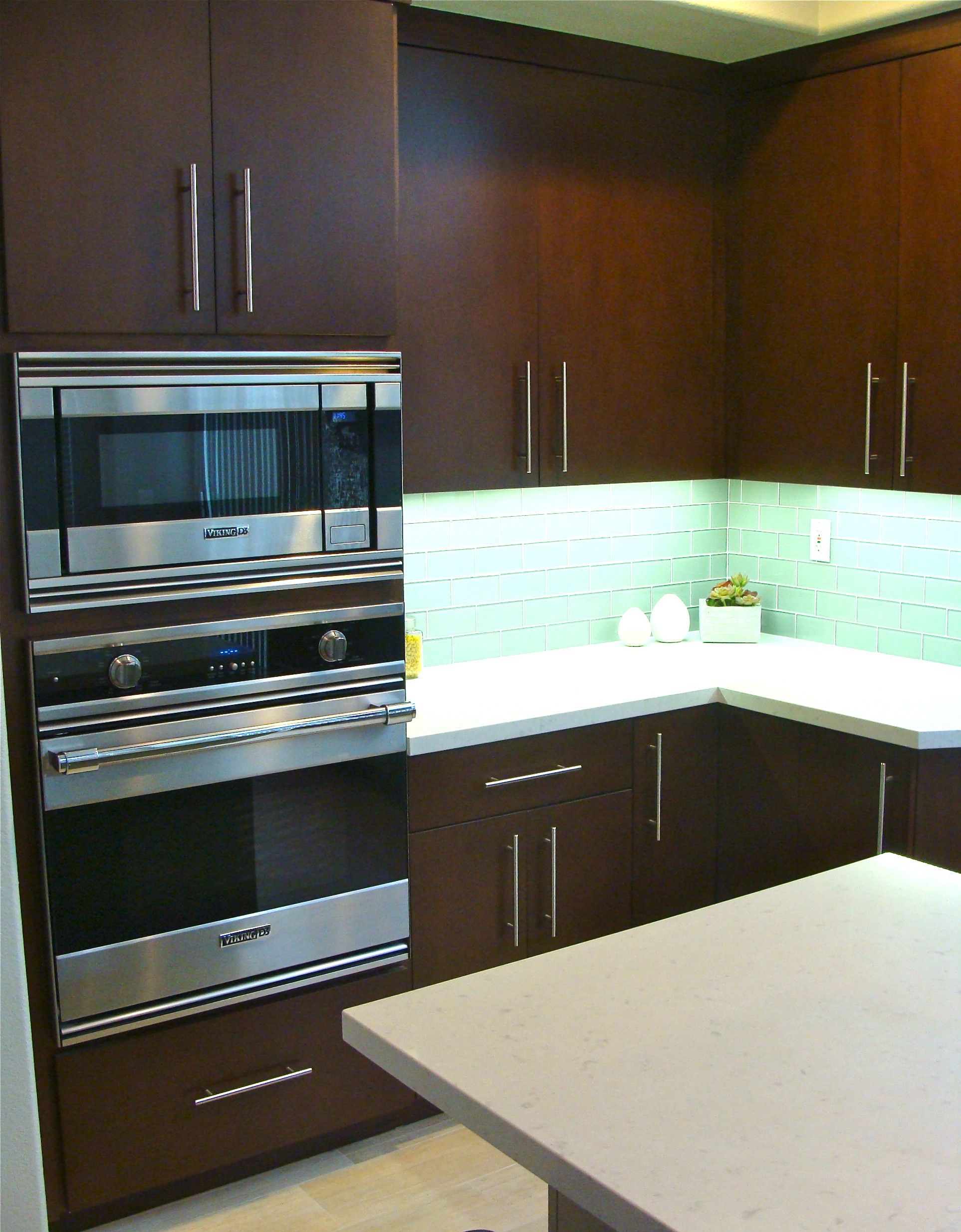 2-tone custom kitchen