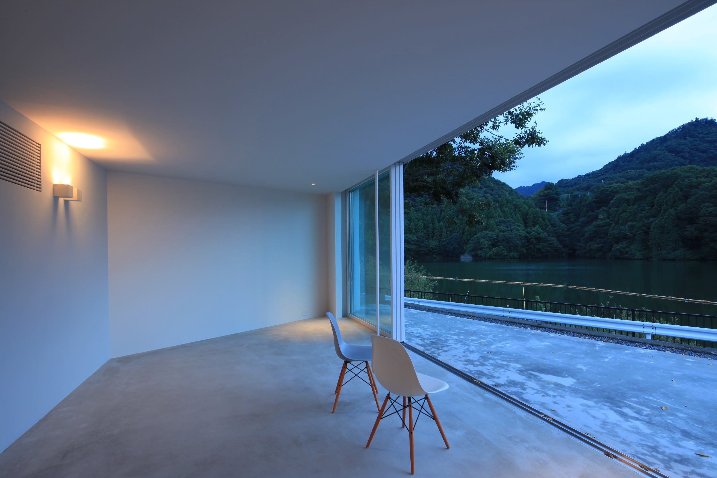 Lakeside-house