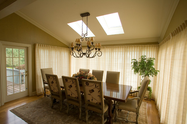 Regal Drive - Kitchen, dining, hearth room klassisch-esszimmer