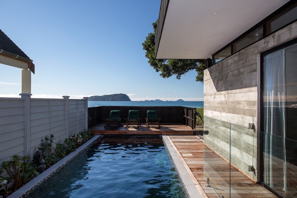 Contemporary pool in Auckland.