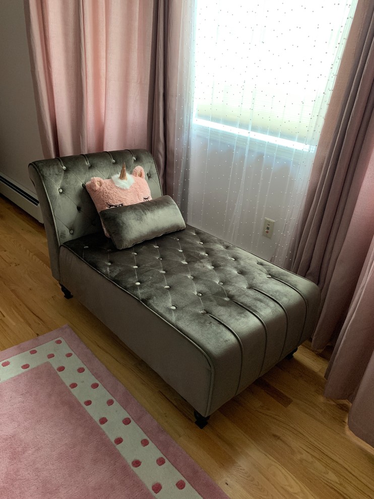 Gdf studio rafaela tufted sale new velvet chaise lounge