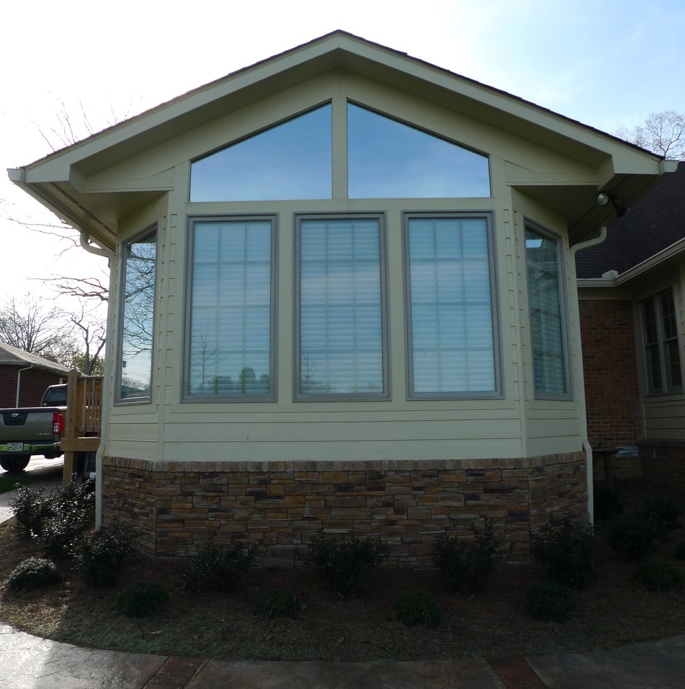 Tansi Sunroom