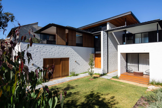 Fairlight 4 contemporary-fasad