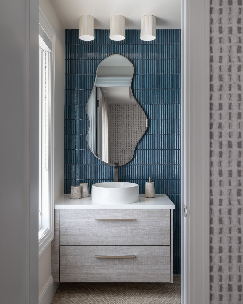 Example of a trendy bathroom design in Detroit