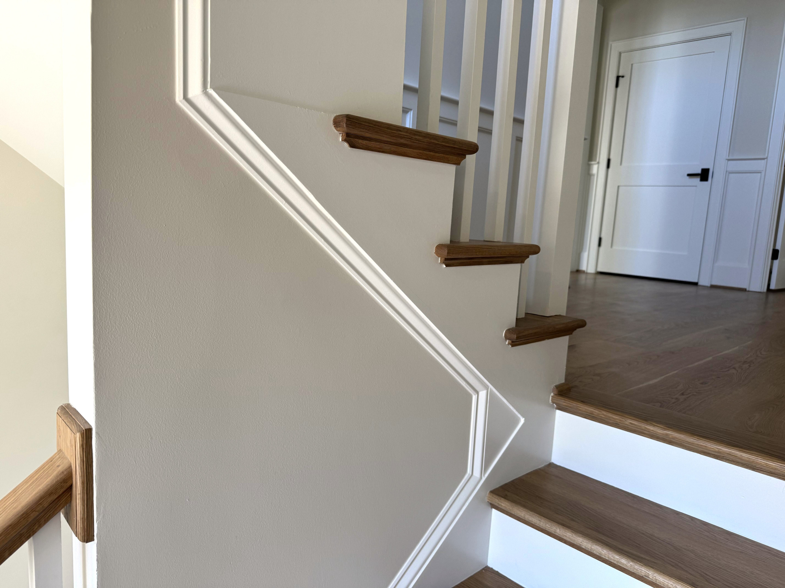 141_Timeless U Shaped Stair with Traditional Box Newels, Arlington, VA 22207