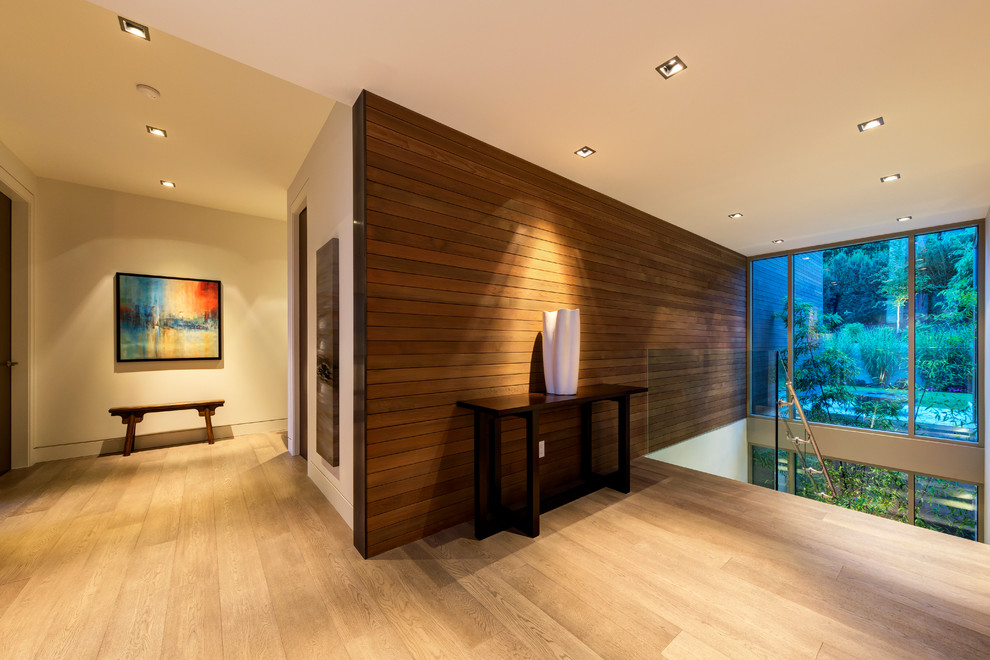 Design ideas for a contemporary foyer in Vancouver.