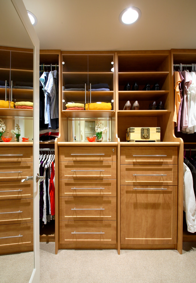 This is an example of a transitional storage and wardrobe in Sacramento.