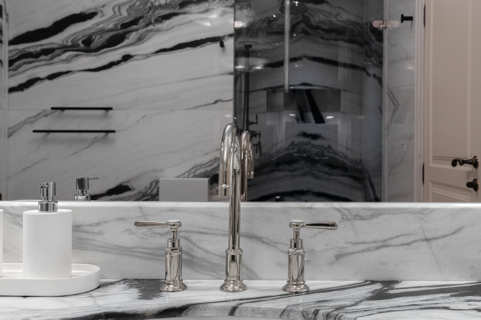 Телевизор в ванной на Котельнической