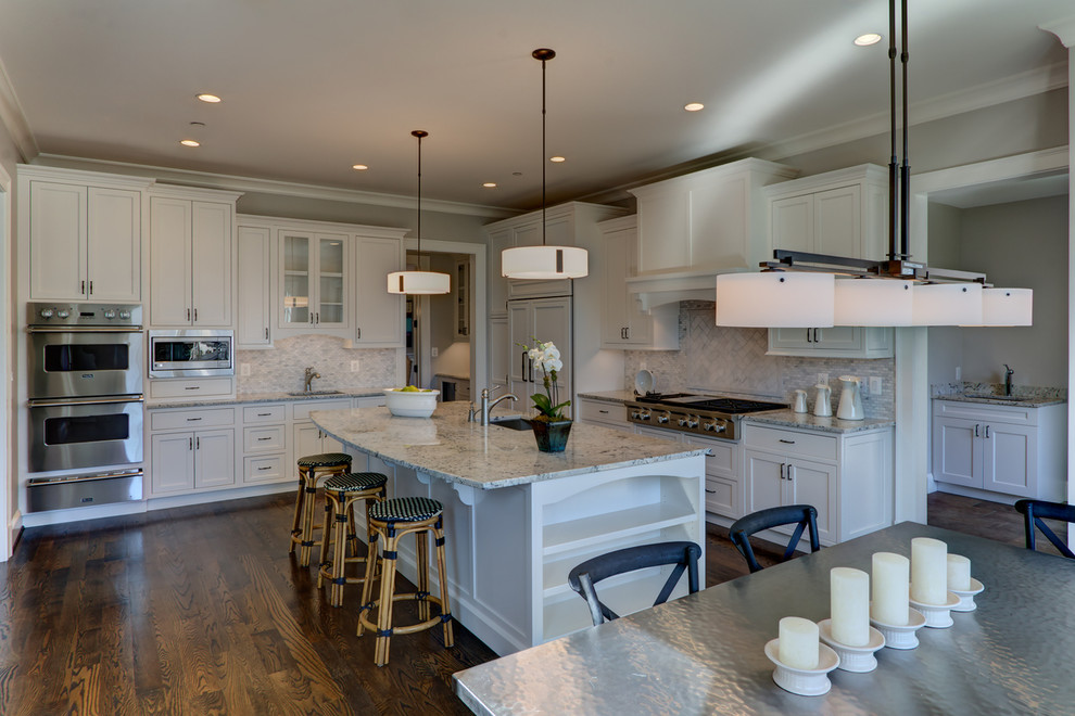 Transitional kitchen photo in DC Metro