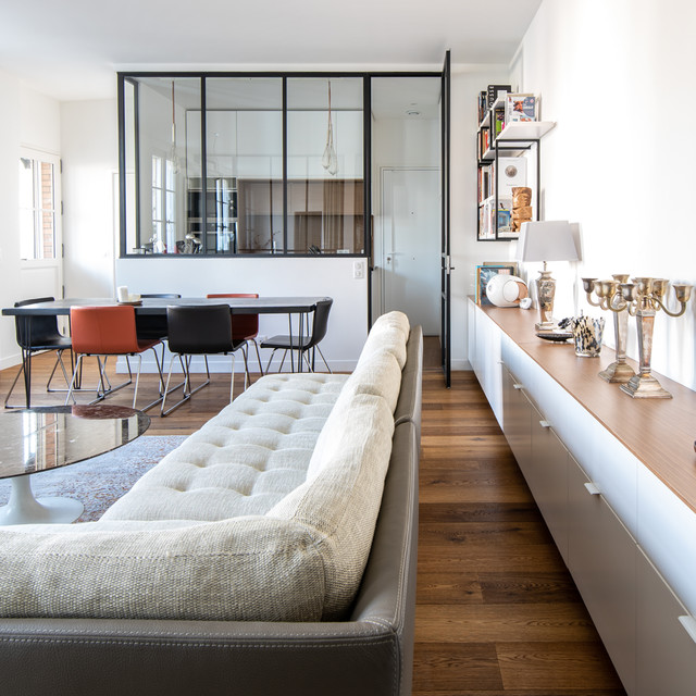 Salon contemporary-living-room