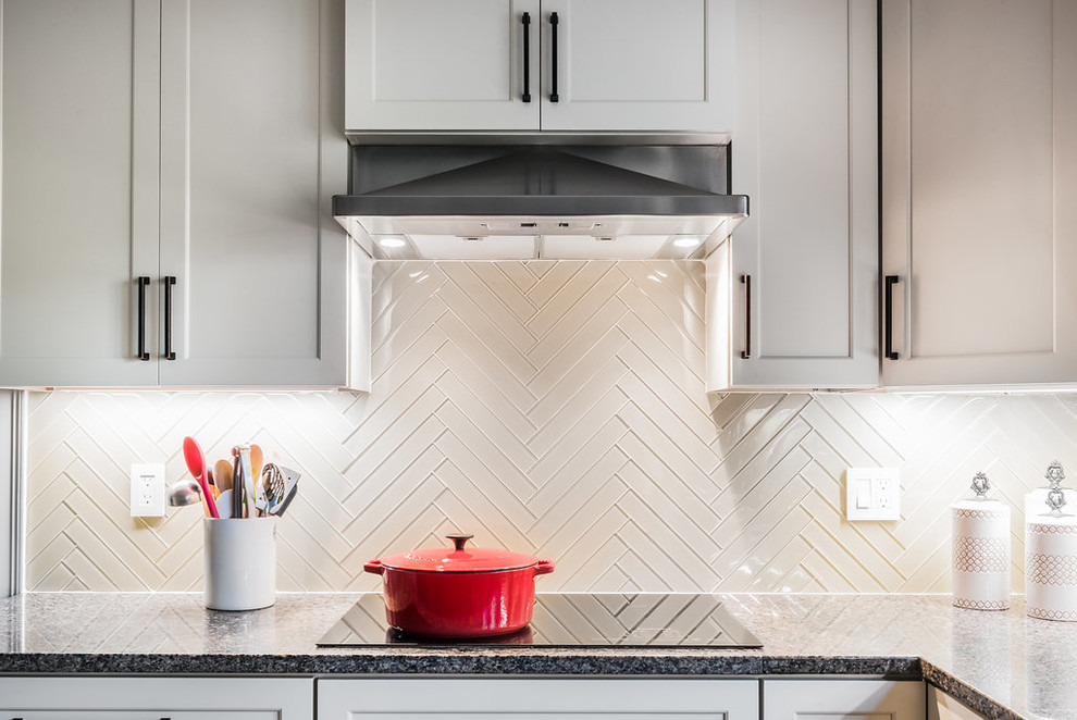 Example of a transitional kitchen design in Boston